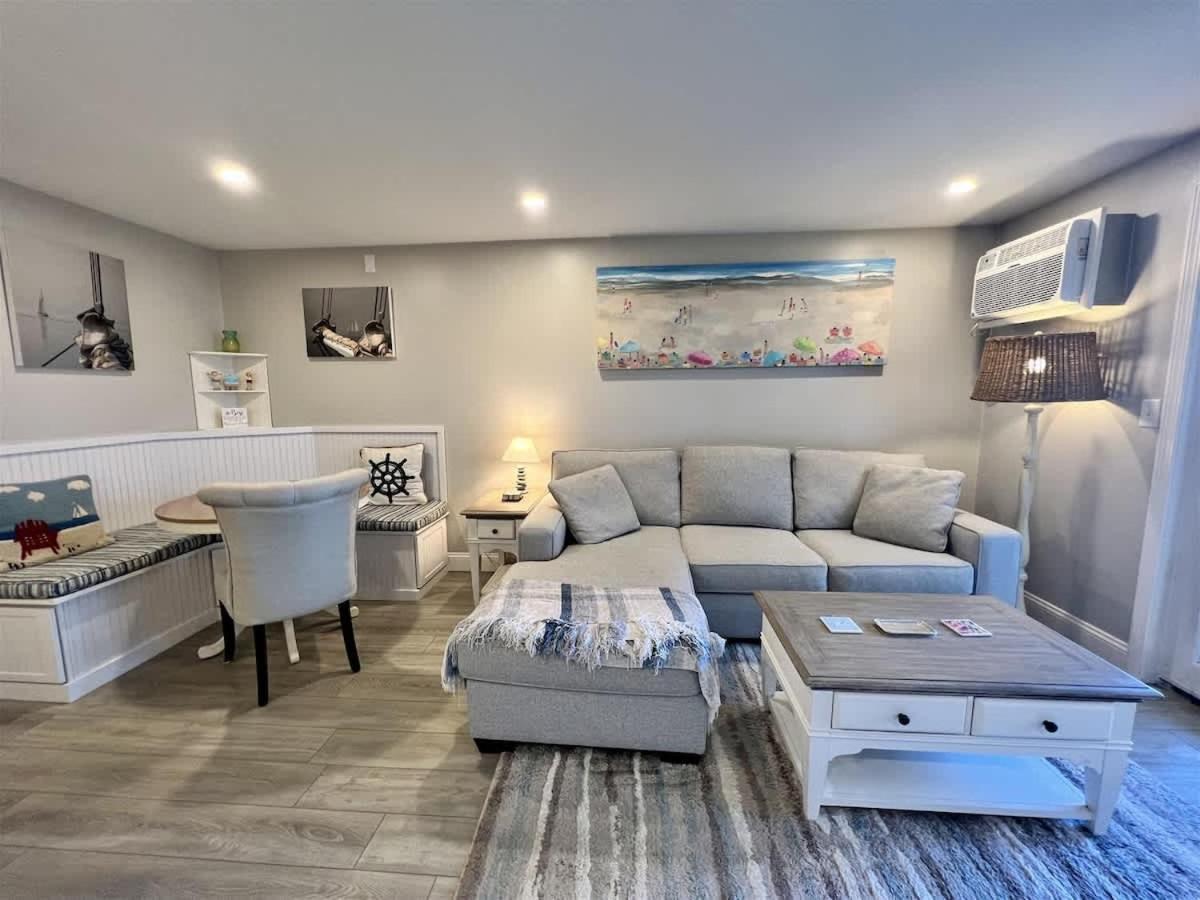 Updated Ocean Towers Condo In Ogunquit Esterno foto
